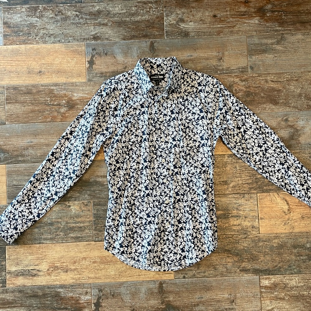 Express 1MX Dress Shirt